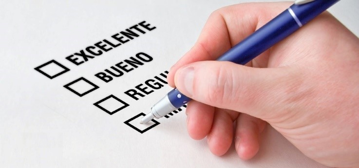 Objetos de evaluación: reloj, libros, reconocimiento.