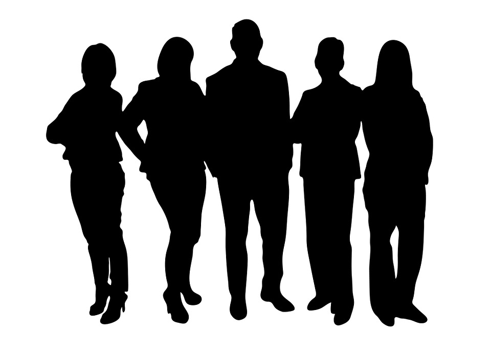 Siluetas de grupo de personas